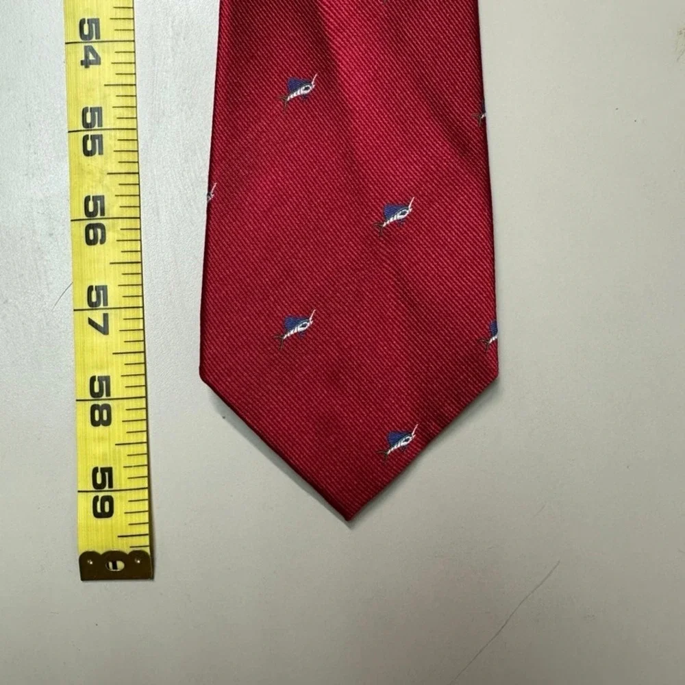 Lands End Mens Red Silk Marlin Fish Pattern Necktie 430234 V1512/M3232